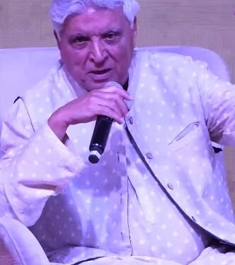 Javed Akhtar stresses need to combine science, technology with liberal arts