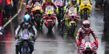 Last MotoGP race at Phillip Island cancelled due to bad weather