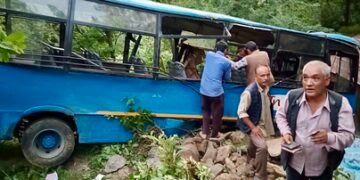 West Bengal: 10 people injured in road accident in Panagarh on Lakshmi Puja