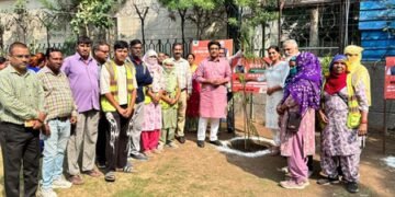 NDMC Vice Chairperson Kuljeet Singh Chahal, Lodhi Colony residents plant saplings