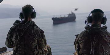 CENTCOM commander visits Strait of Hormuz, says transit routes ‘free and clear’ of Iranian mines
