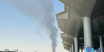 Riyadh airport partially reopens as Houthis, Saudi-led coalition continue exchanging attacks