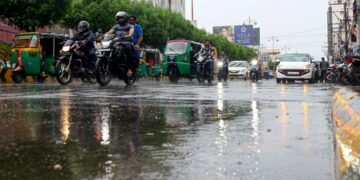 Cyclone Arnab likely to intensify today; heavy rain forecast in TN, Andhra