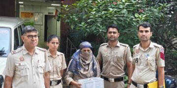 72-year-old woman steals foreigner’s bag in Delhi’s Paharganj; arrested