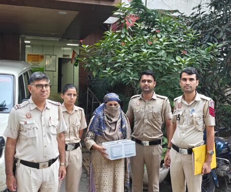 72-year-old woman steals foreigner’s bag in Delhi’s Paharganj; arrested