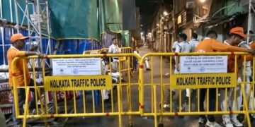 Kolkata Durga Puja stampede: SIT to quiz pandal artist, three eyewitnesses