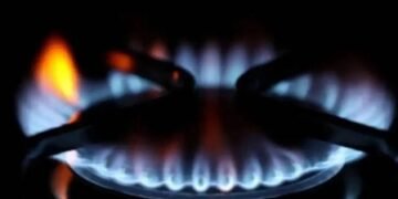 People in Pakistan’s twin cities forced to use alternative fuel amid gas shortage, increasing LPG prices