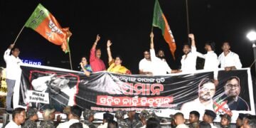 Odisha: BJP protests Kharge’s remarks against PM Modi; demands public apology