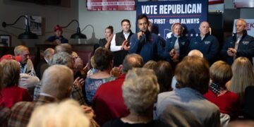 Vivek Ramaswamy edges Acton 47-45 in industry-sponsored Ohio poll as Trump rallies for him