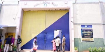 TN prisons to get armed guards after 17 inmates escape from Theni jail