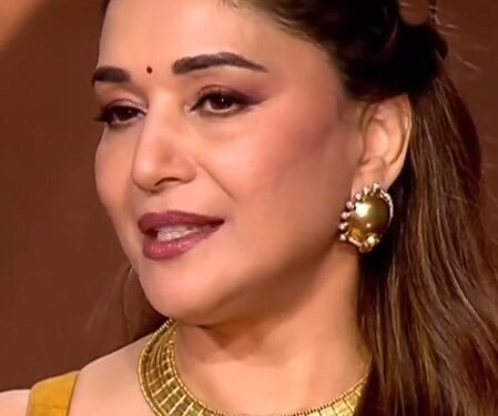 Madhuri Dixit recalls how her lifelike cutouts from ‘Prem Deewane’ fooled her friend and Aamir Khan