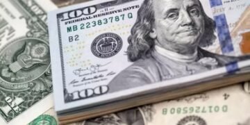 More countries switching from US dollar to local currencies in cross-border trade deals: Report