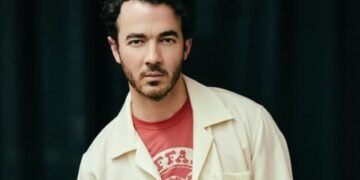 Kevin Jonas opens up on accidentally sending private photo on group chat