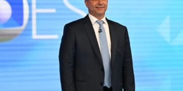 Flavio Bolsonaro declares himself ‘leader of Brazil’ despite election defeat