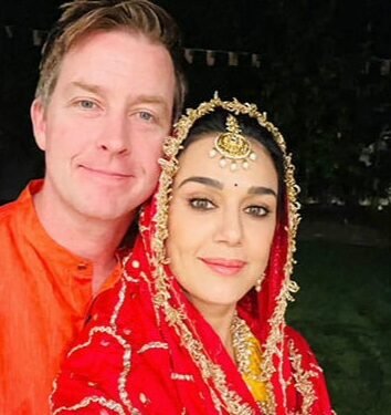 Preity Zinta observes Karwa Chauth fast for husband Gene Goodenough, wonders where the moon has disappeared