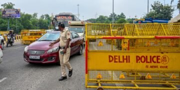 Delhi Traffic Police announces vehicle entry restrictions under revised GRAP rules from Nov 1