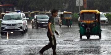 Overnight rain brings chilly weather to Delhi-NCR; AQI improves