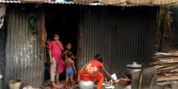 Stagnant wages, rising prices create ‘new poor’ class in Bangladesh: Report