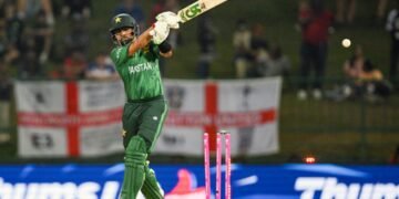 Babar becomes fifth Pakistan batter to complete 16000 international runs