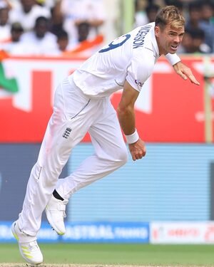 Anderson to leave Lancashire after 25 years after club denies new contract to speedster