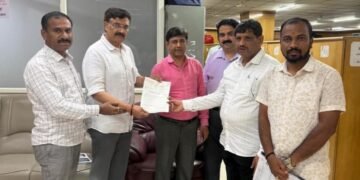 K’taka MLC Election: JD(S) Accuses Congress Candidate Puttanna of Poll Code Violation Over Barcode Coupons to Teachers