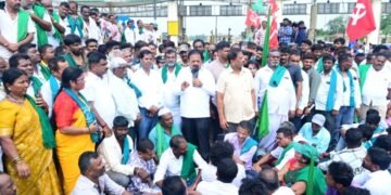 Karnataka Will Stand by Farmers, Says Minister Chaluvarayaswamy