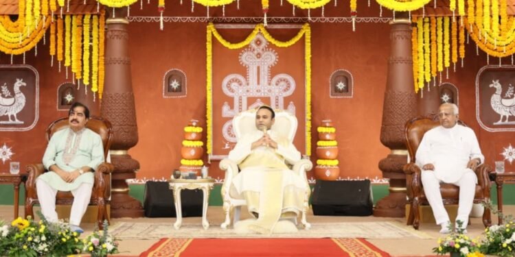 Muddenahalli Navaratri celebrations; Bridge Economic, Educational Inequalities, Dr. Mohan Alva Urges