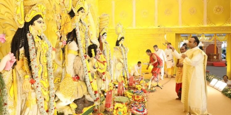 Sadguru Madhusudan Sai Calls for Spiritual, Value-Based Education at Navaratri Festival