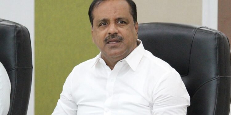 Karnataka to Tighten Checks on Private Hospital Charges, Says Health Minister Khader