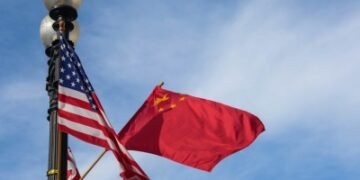 US lawmakers seek curbs on Chinese spy ships