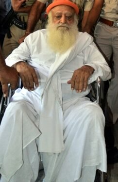 Asaram arrives at Jodhpur Central Jail after parole expires; new FIR registered (LD)